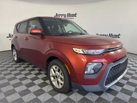 More photos of 2022 Kia Soul LX at Jerry Hunt Supercenter - Salisbury, NC