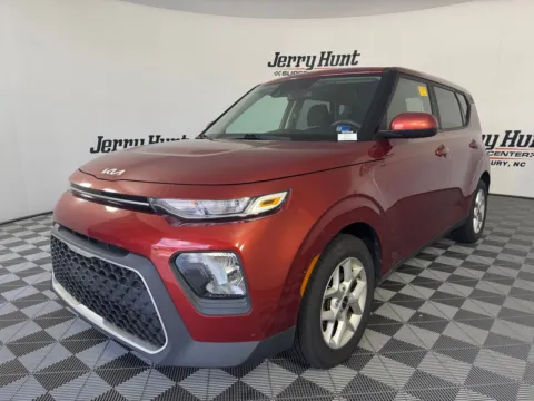 Orange 2022 Kia Soul LX for sale in Salisbury, NC