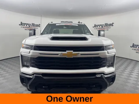 More photos of 2024 Chevrolet Silverado 2500 HD Custom at Jerry Hunt Supercenter - Salisbury, NC