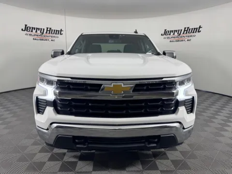 More photos of 2023 Chevrolet Silverado 1500 LT at Jerry Hunt Supercenter - Salisbury, NC
