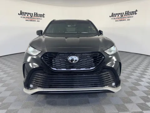 More photos of 2025 Toyota Highlander XSE at Jerry Hunt Supercenter - Salisbury, NC