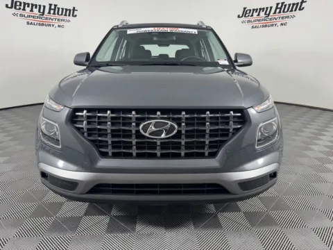 More photos of 2025 Hyundai Venue SEL at Jerry Hunt Supercenter - Salisbury, NC