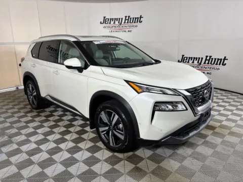 More photos of 2023 Nissan Rogue SL at Jerry Hunt Supercenter - Salisbury, NC