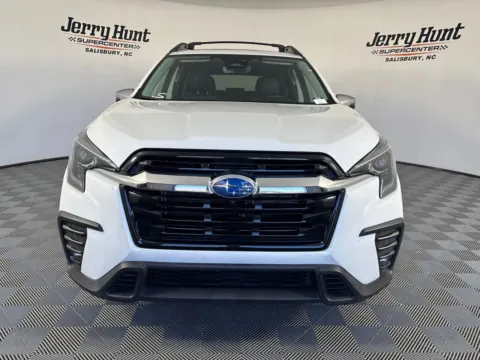 More photos of 2023 Subaru Ascent Limited at Jerry Hunt Supercenter - Salisbury, NC