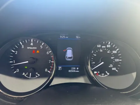 More photos of 2018 Nissan Rogue SL at Jerry Hunt Supercenter - Salisbury, NC