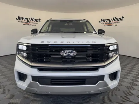 More photos of 2025 Ford Expedition Platinum at Jerry Hunt Supercenter - Salisbury, NC