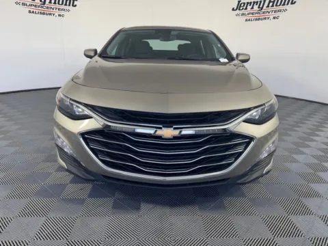 More photos of 2024 Chevrolet Malibu LT at Jerry Hunt Supercenter - Salisbury, NC