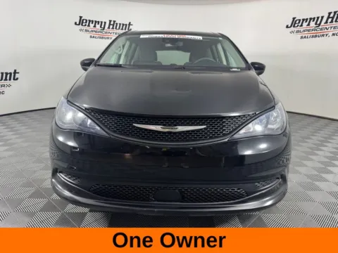 More photos of 2024 Chrysler Voyager LX at Jerry Hunt Supercenter - Salisbury, NC