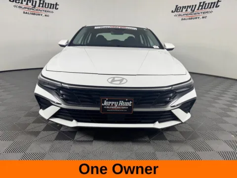 More photos of 2025 Hyundai Elantra SEL Convenience at Jerry Hunt Supercenter - Salisbury, NC