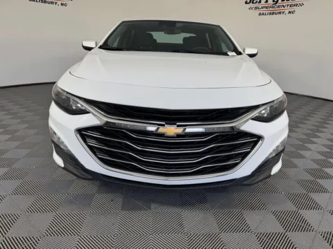 More photos of 2025 Chevrolet Malibu LT at Jerry Hunt Supercenter - Salisbury, NC