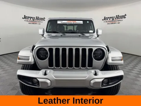 More photos of 2022 Jeep Gladiator Overland at Jerry Hunt Supercenter - Salisbury, NC