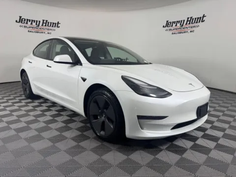 More photos of 2023 Tesla Model 3 at Jerry Hunt Supercenter - Salisbury, NC