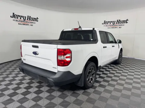 More photos of 2022 Ford Maverick XLT at Jerry Hunt Supercenter - Salisbury, NC