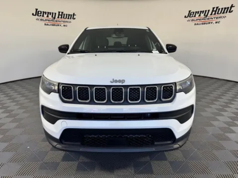 More photos of 2023 Jeep Compass Sport at Jerry Hunt Supercenter - Salisbury, NC