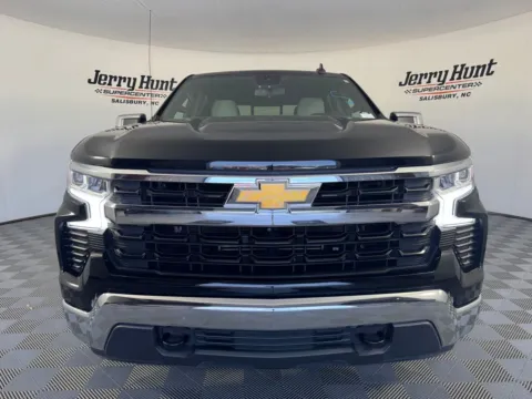 More photos of 2023 Chevrolet Silverado 1500 LT at Jerry Hunt Supercenter - Salisbury, NC