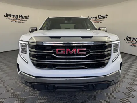 More photos of 2025 GMC Sierra 1500 SLT at Jerry Hunt Supercenter - Salisbury, NC