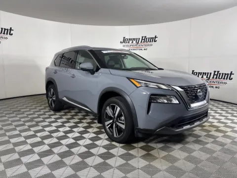 More photos of 2023 Nissan Rogue SL at Jerry Hunt Supercenter - Salisbury, NC