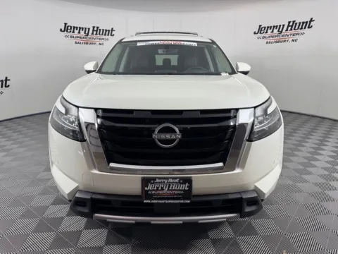 More photos of 2023 Nissan Pathfinder Platinum at Jerry Hunt Supercenter - Salisbury, NC