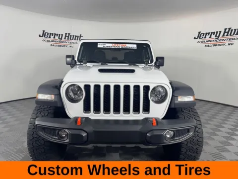 More photos of 2023 Jeep Gladiator Mojave at Jerry Hunt Supercenter - Salisbury, NC