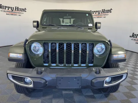 More photos of 2023 Jeep Gladiator Sport S at Jerry Hunt Supercenter - Salisbury, NC