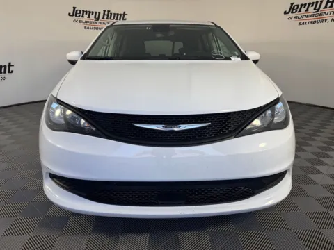 More photos of 2023 Chrysler Voyager LX at Jerry Hunt Supercenter - Salisbury, NC