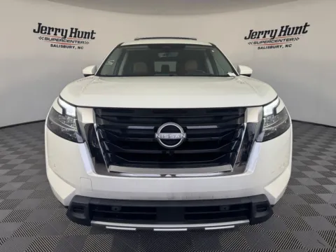More photos of 2023 Nissan Pathfinder Platinum at Jerry Hunt Supercenter - Salisbury, NC