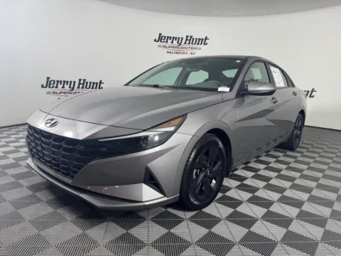 Silver 2023 Hyundai Elantra SEL for sale in Salisbury, NC