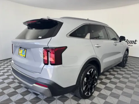 More photos of 2024 Kia Sorento EX at Jerry Hunt Supercenter - Salisbury, NC