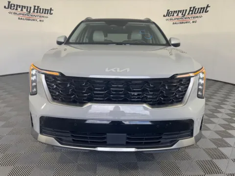 More photos of 2024 Kia Sorento EX at Jerry Hunt Supercenter - Salisbury, NC