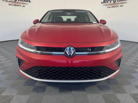 More photos of 2026 Volkswagen Jetta 1.5T SE at Jerry Hunt Supercenter - Salisbury, NC
