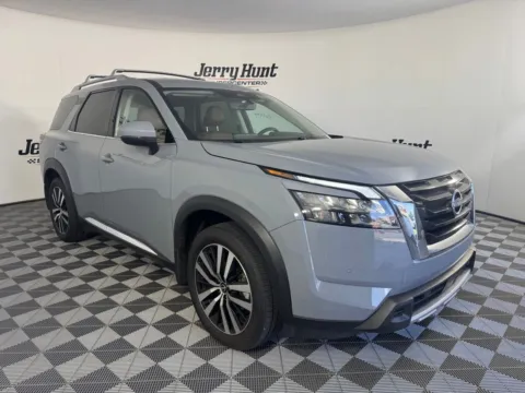 More photos of 2025 Nissan Pathfinder Platinum at Jerry Hunt Supercenter - Salisbury, NC