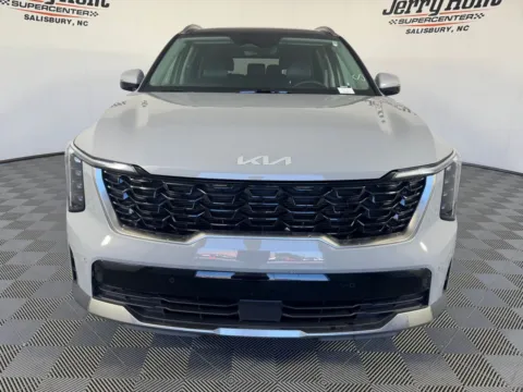More photos of 2024 Kia Sorento S at Jerry Hunt Supercenter - Salisbury, NC
