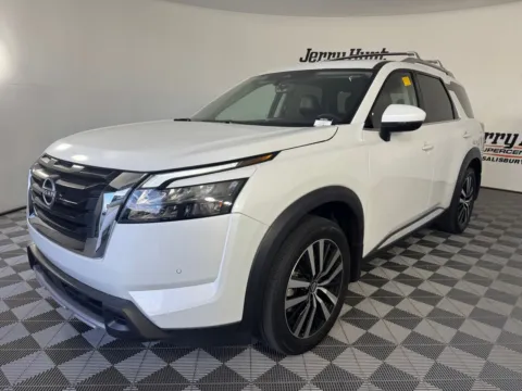 White 2025 Nissan Pathfinder Platinum for sale in Salisbury, NC