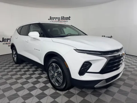 More photos of 2025 Chevrolet Blazer LT at Jerry Hunt Supercenter - Salisbury, NC
