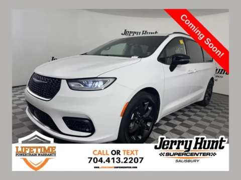 White 2025 Chrysler Pacifica Limited for sale in Salisbury, NC