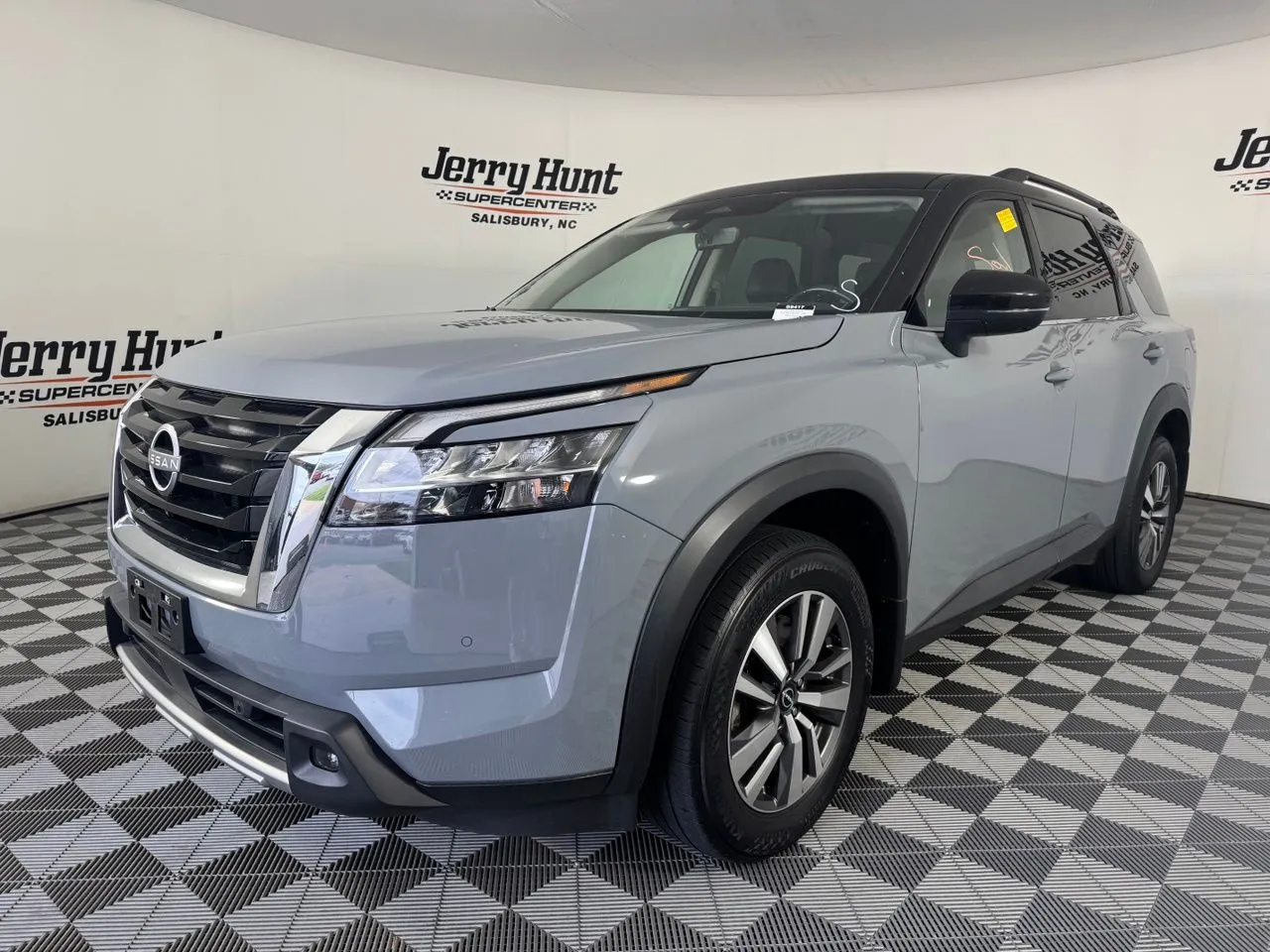 Black 2024 Nissan Pathfinder SL for sale in Salisbury, NC