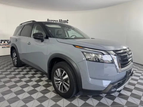 More photos of 2024 Nissan Pathfinder SL at Jerry Hunt Supercenter - Salisbury, NC