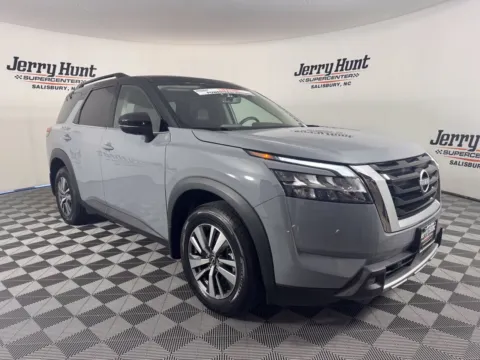 More photos of 2024 Nissan Pathfinder SL at Jerry Hunt Supercenter - Salisbury, NC