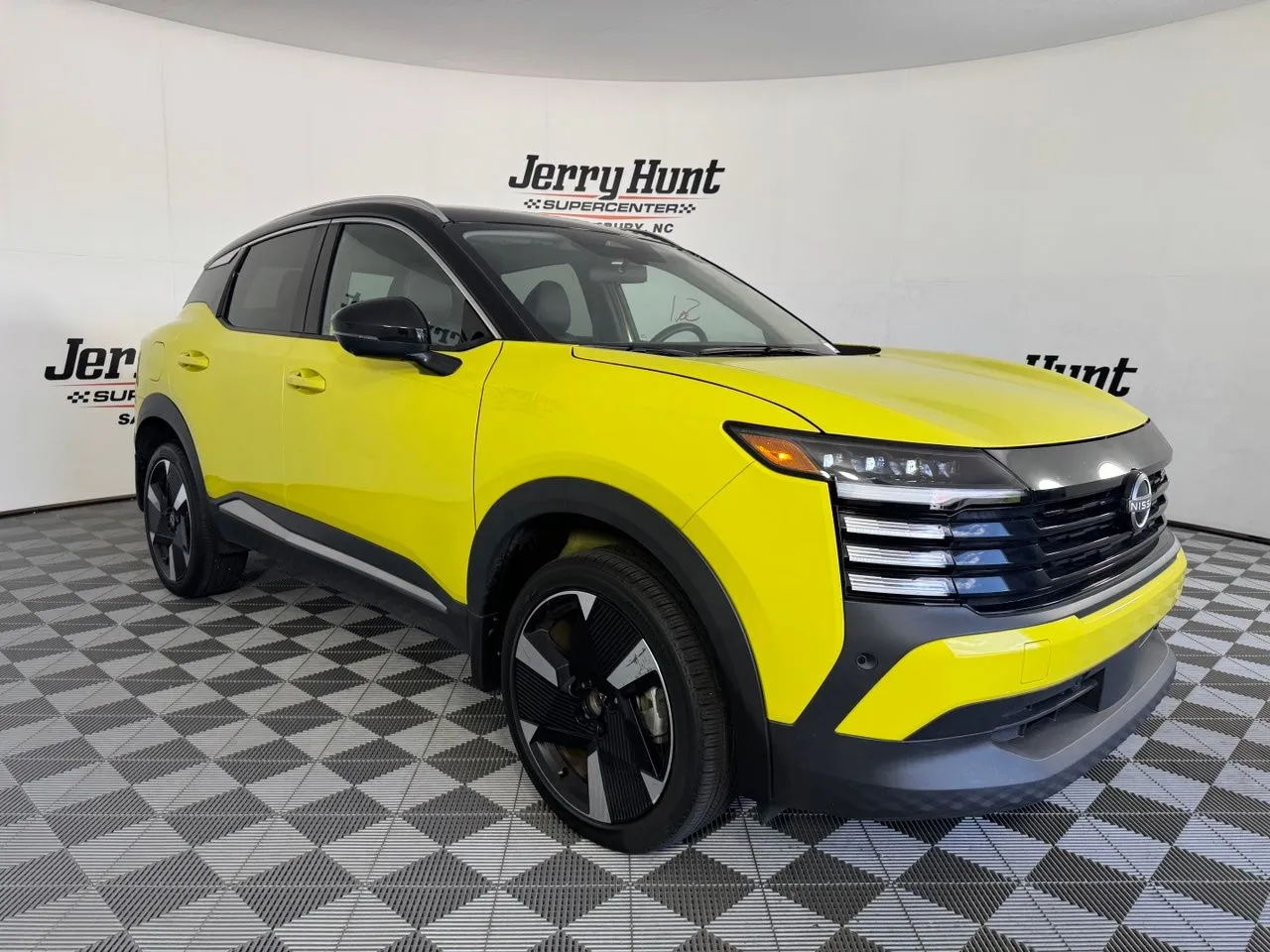 Used 2025 Nissan Kicks SR for sale in Salisbury, NC at Jerry Hunt Used 2025 Nissan Kicks SR for sale in Salisbury, NC at Jerry Hunt
