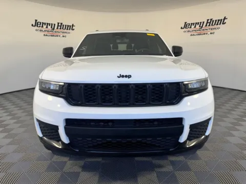 More photos of 2023 Jeep Grand Cherokee L Altitude at Jerry Hunt Supercenter - Salisbury, NC