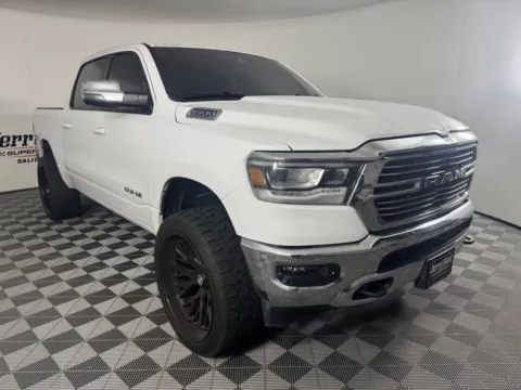 More photos of 2023 Ram 1500 Laramie at Jerry Hunt Supercenter - Salisbury, NC