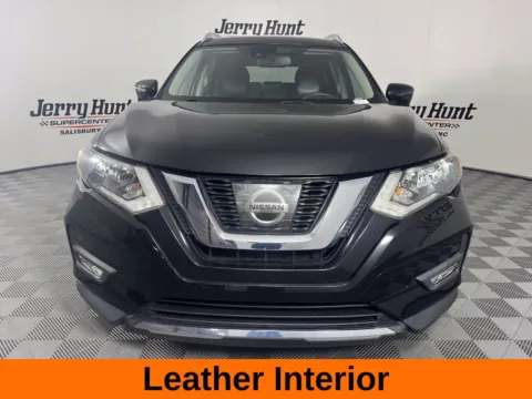 More photos of 2017 Nissan Rogue SL at Jerry Hunt Supercenter - Salisbury, NC