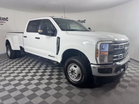 More photos of 2025 Ford F-350SD XLT at Jerry Hunt Supercenter - Salisbury, NC