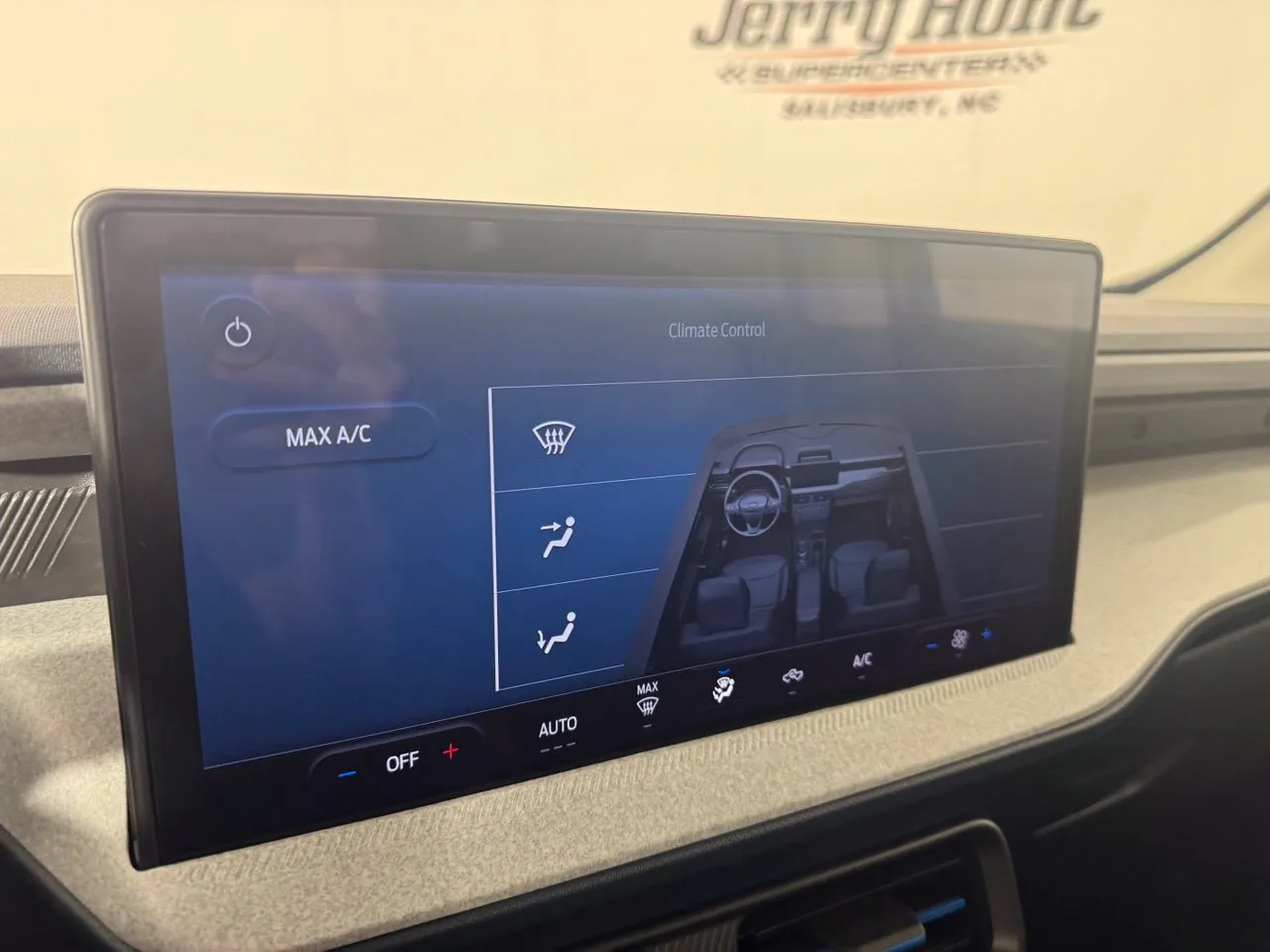 2026 Ford Maverick XLT - Photo 22