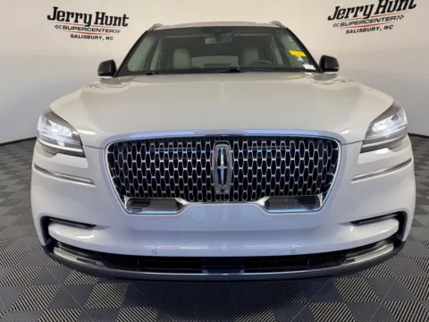 More photos of 2024 Lincoln Aviator Reserve at Jerry Hunt Supercenter - Salisbury, NC