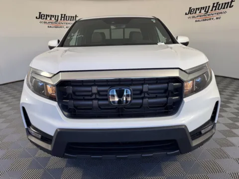 More photos of 2025 Honda Ridgeline RTL at Jerry Hunt Supercenter - Salisbury, NC