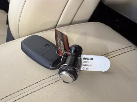 Photos of 2023 INFINITI QX60 LUXE for sale in Salisbury, NC at Jerry Hunt Supercenter - Salisbury