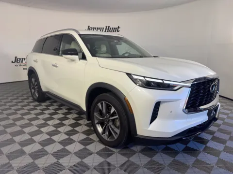 More photos of 2023 INFINITI QX60 LUXE at Jerry Hunt Supercenter - Salisbury, NC