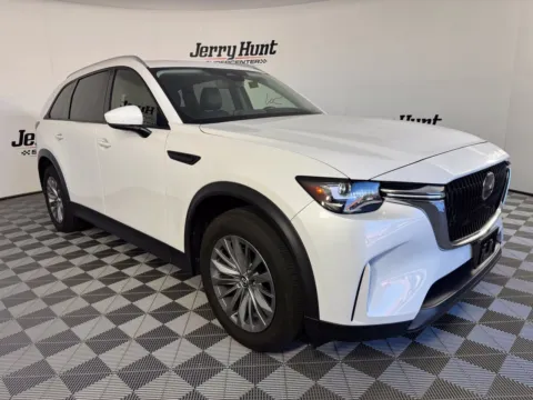 More photos of 2024 Mazda CX-90 3.3 Turbo Preferred Plus at Jerry Hunt Supercenter - Salisbury, NC