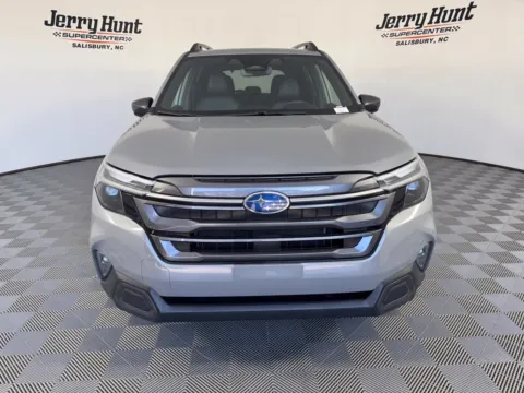 More photos of 2025 Subaru Forester Limited at Jerry Hunt Supercenter - Salisbury, NC